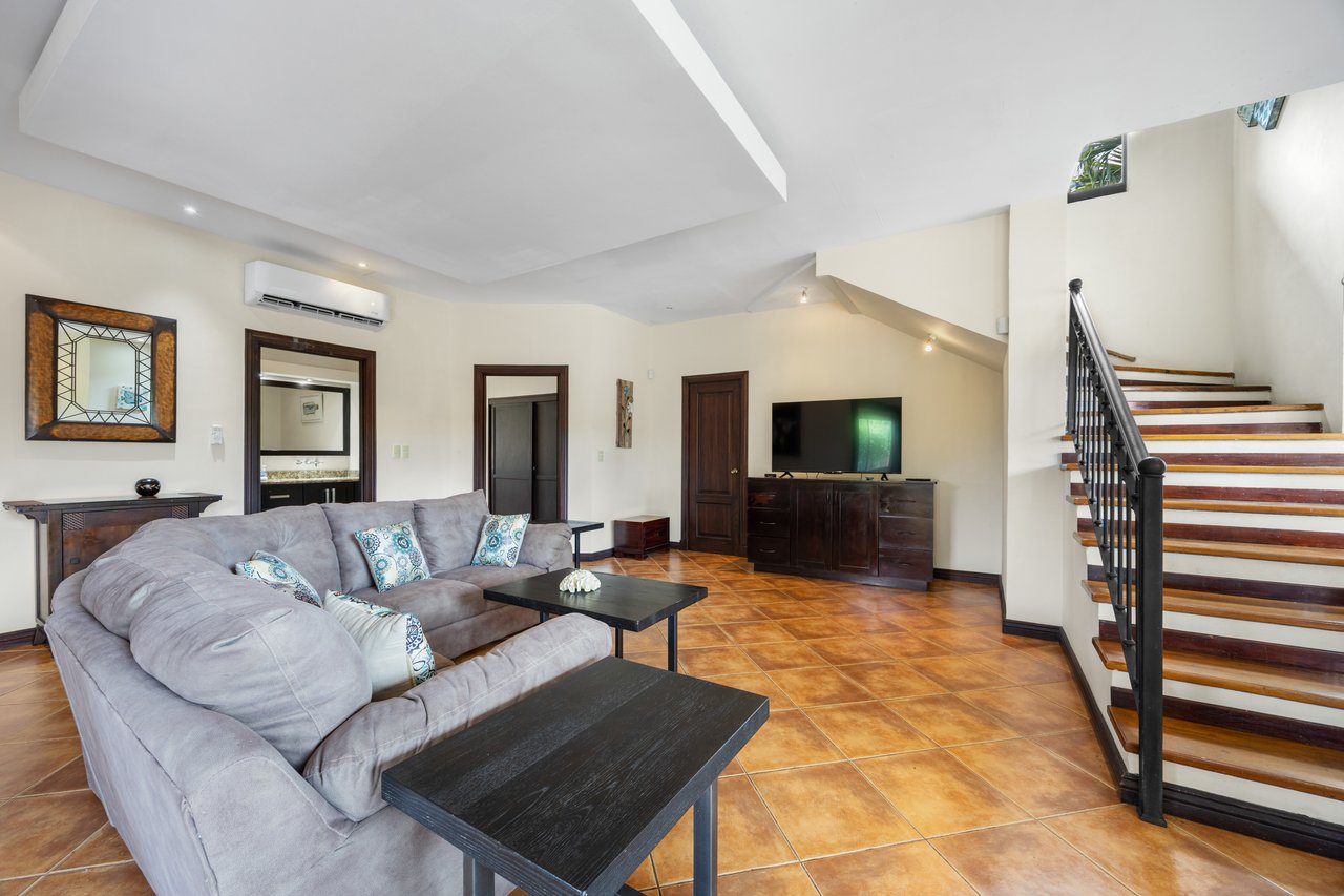 Casa de Vida, Altos de Flamingo | Mediterranean-Style Villa with Pool & Guest House Near Playa Flamingo