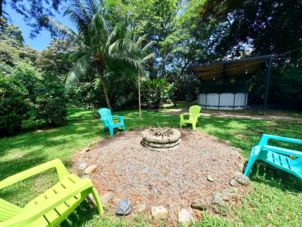 Riverside Cabin in Uvita | 0.98-Acre Estate with Room to Expand