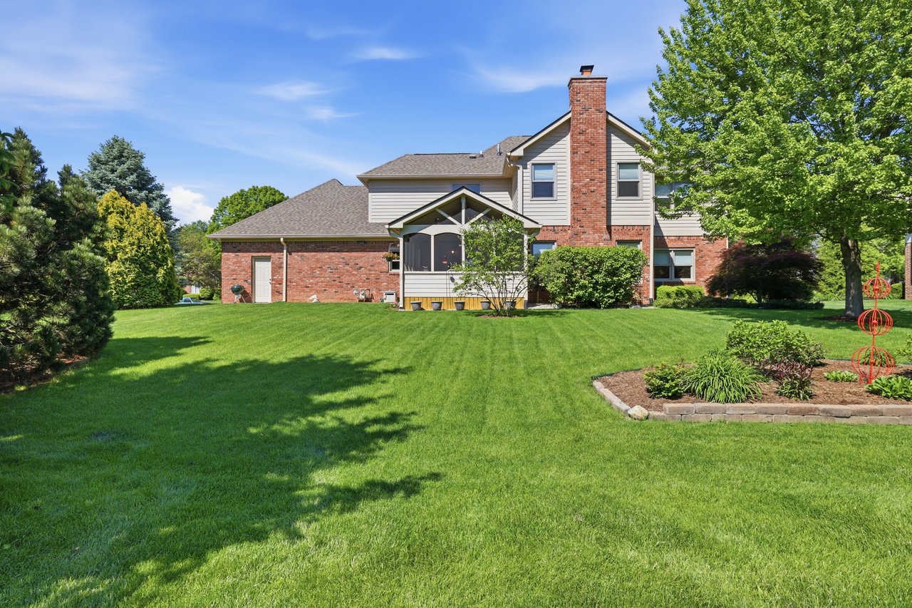 5767 Meadowlark Pl