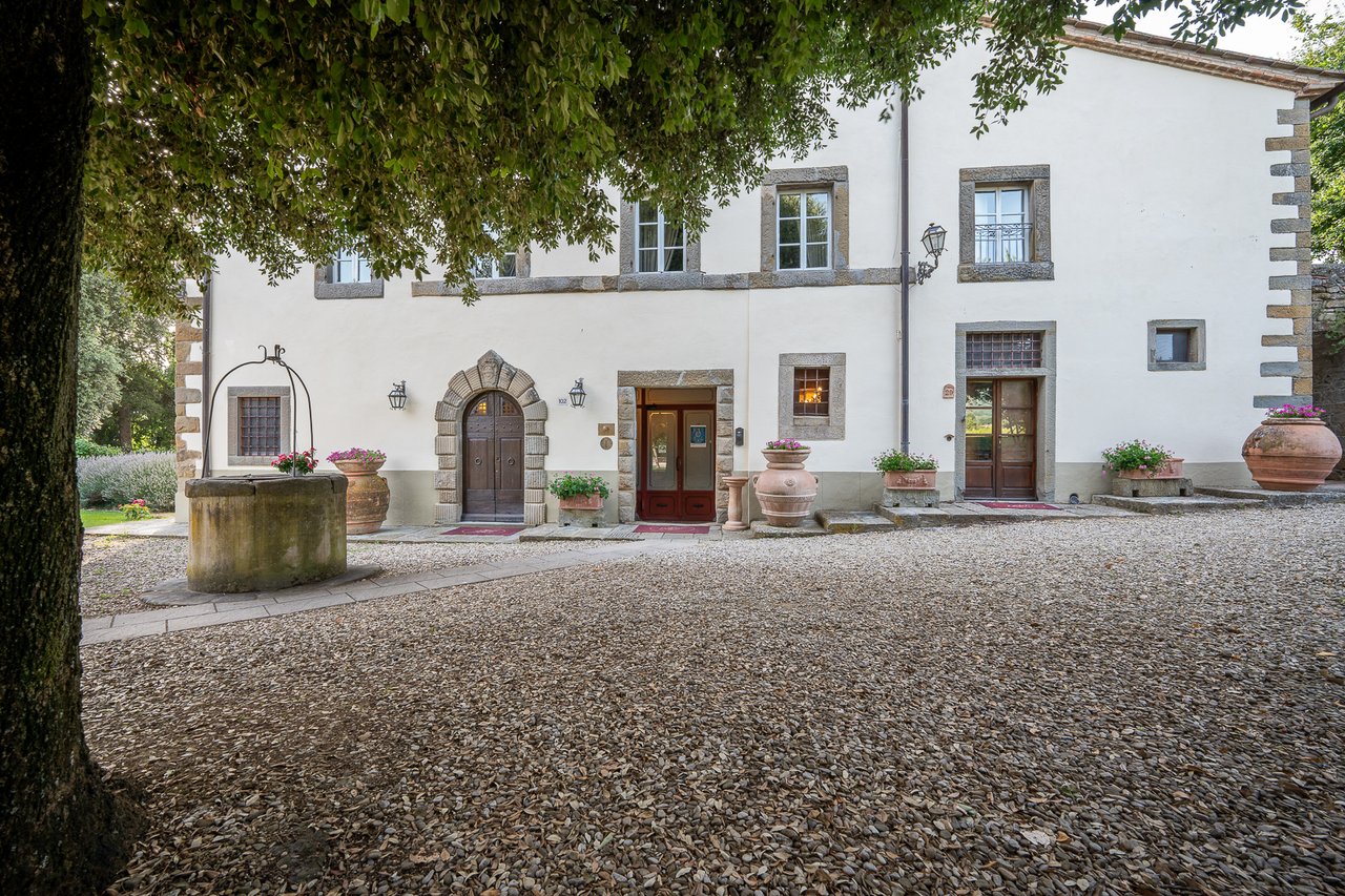 VILLA MECENATE