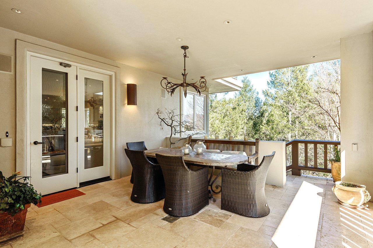 369 Kortum Canyon Rd