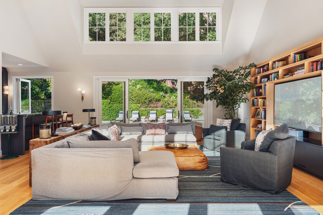 2600 Mandeville Canyon Rd, Brentwood