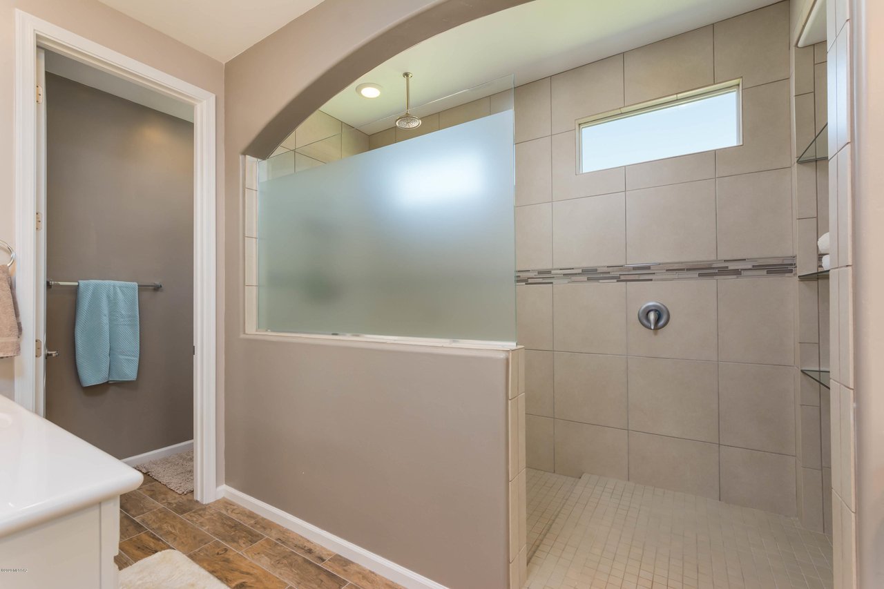 7250 W Secret Bluff Pass