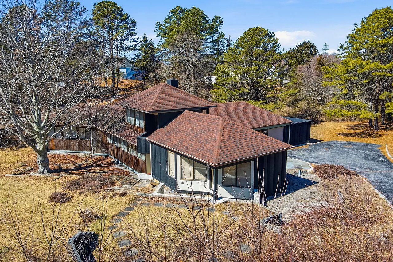 45 Blackwatch Ct