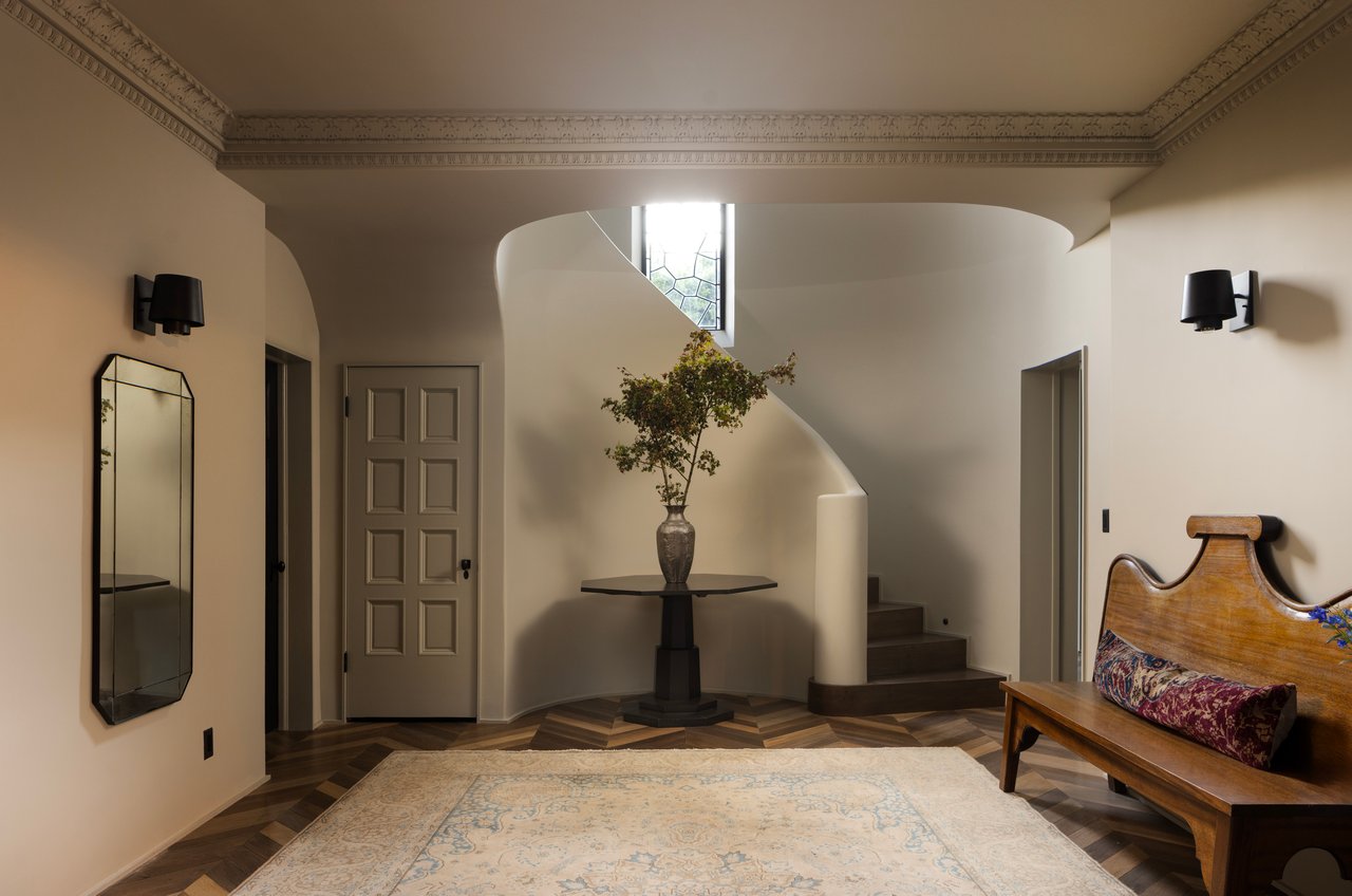 2401 Nottingham Ave, Los Feliz