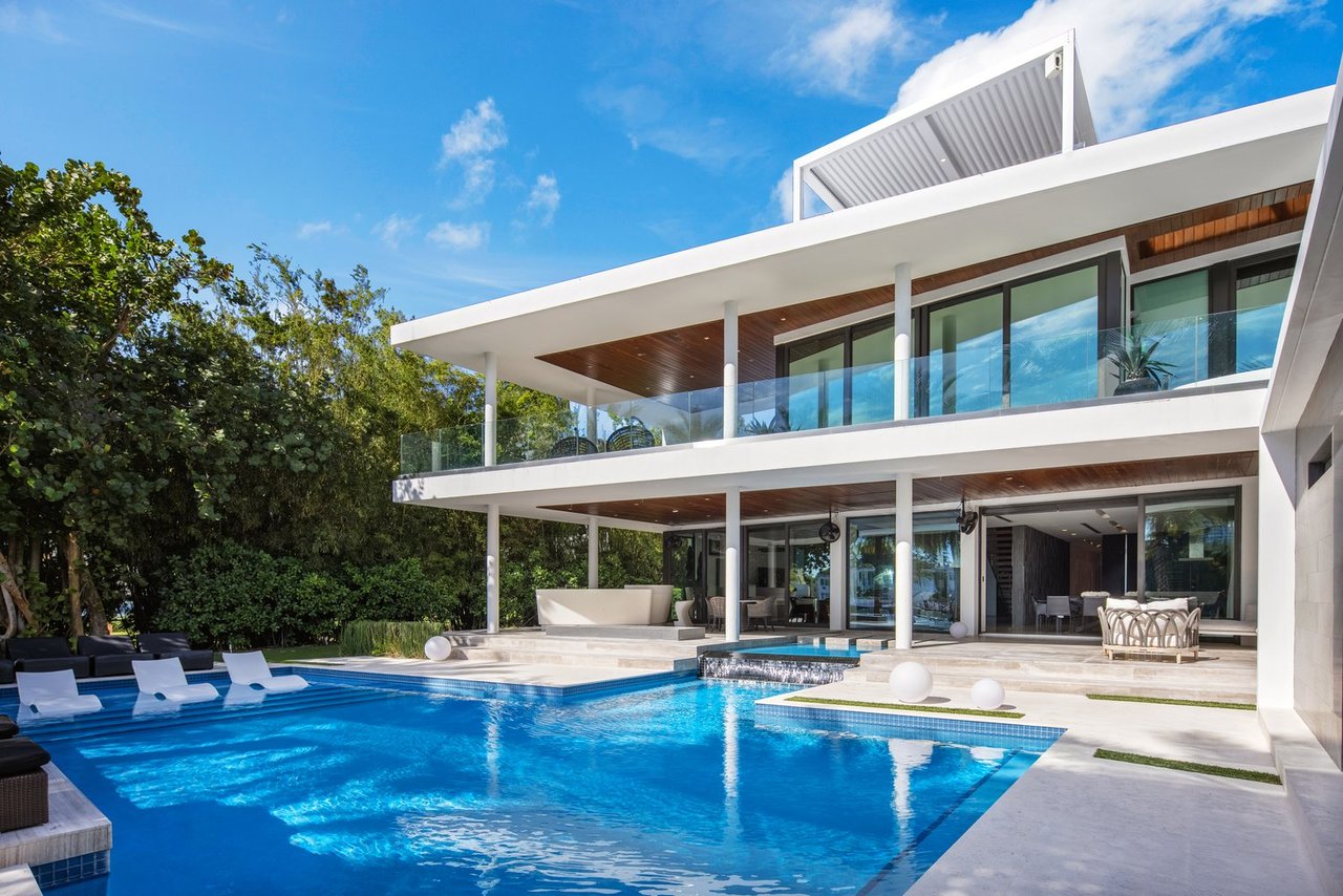 January 2025 | NBA Star Hassan Whiteside Puts His Waterfront Miami Beach Mansion on the Market for $19.5 Million”