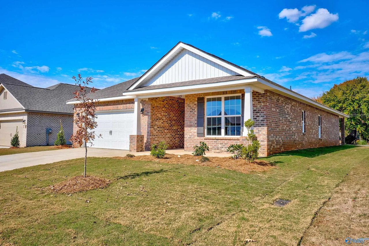 155 Cherry Laurel Dr