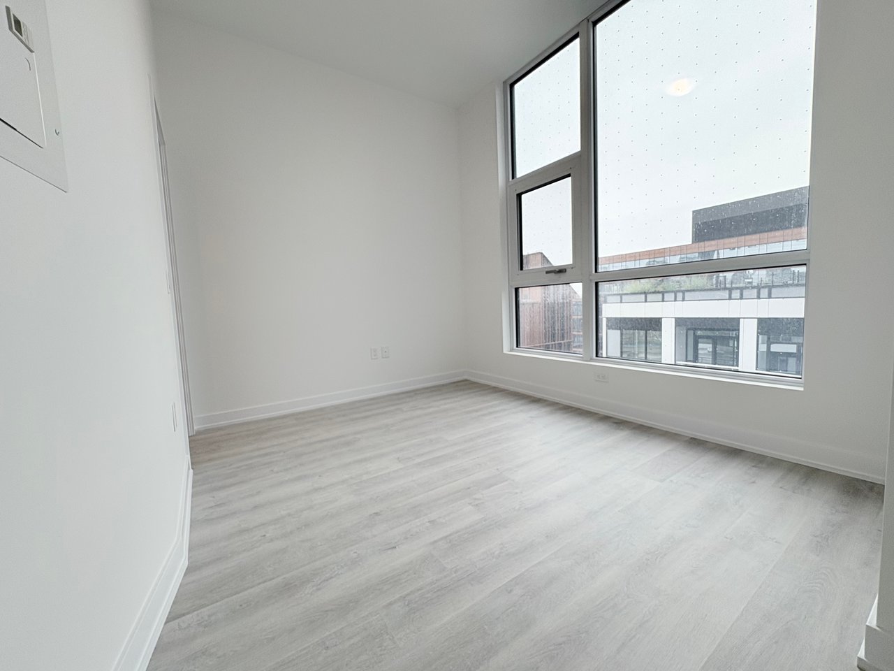 15 Richardson Street Unit: 1207