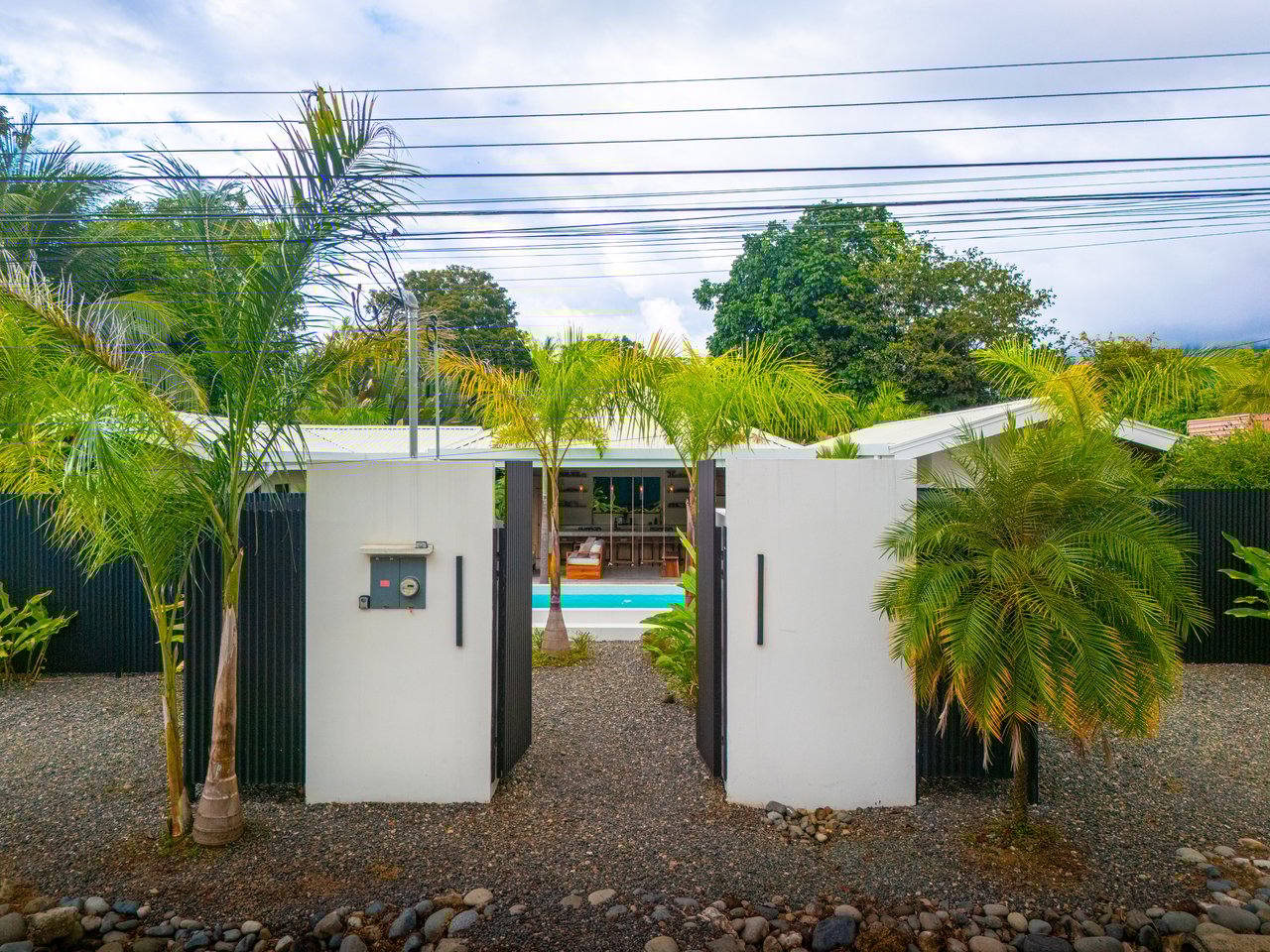 Income Ready Boutique Investment near Whale's Tail Beach