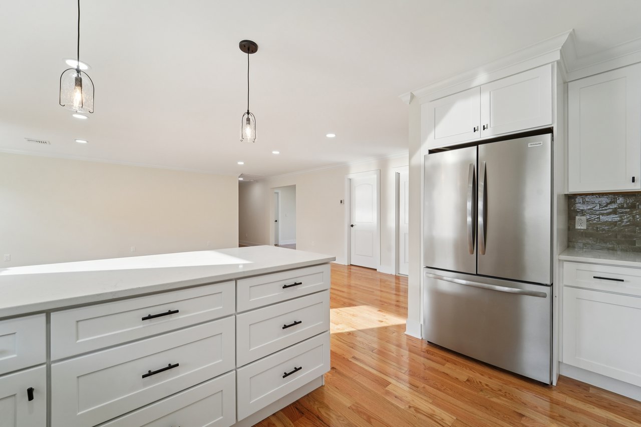 219 Mile Square Road