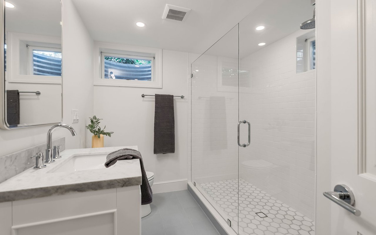 95 Sylvan Lane Weston, MA 02493