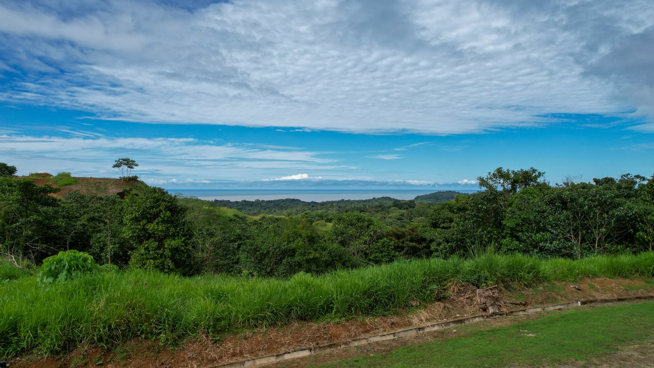 Unobstructed Sunset View Property in Ojochal Costa Rica