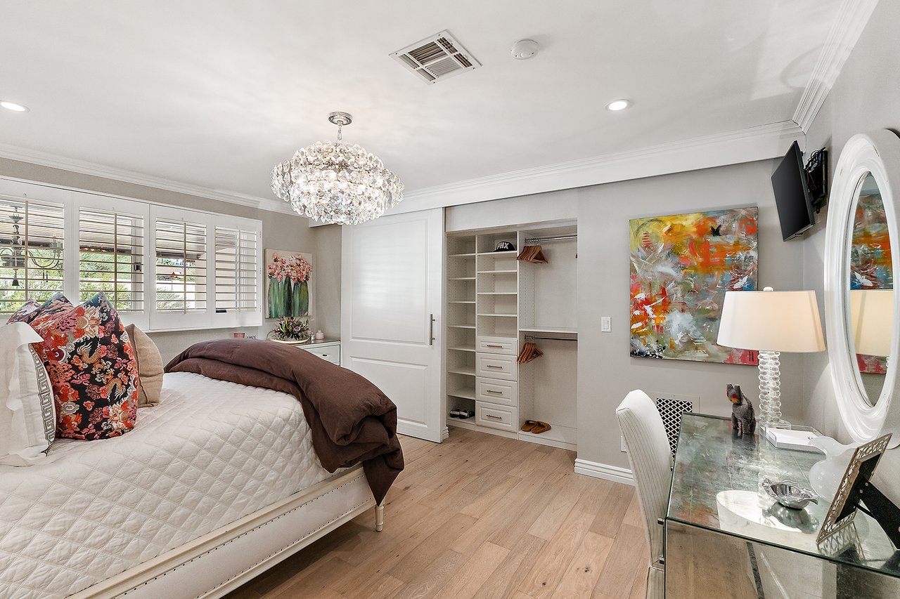 3508 E MARLETTE Avenue