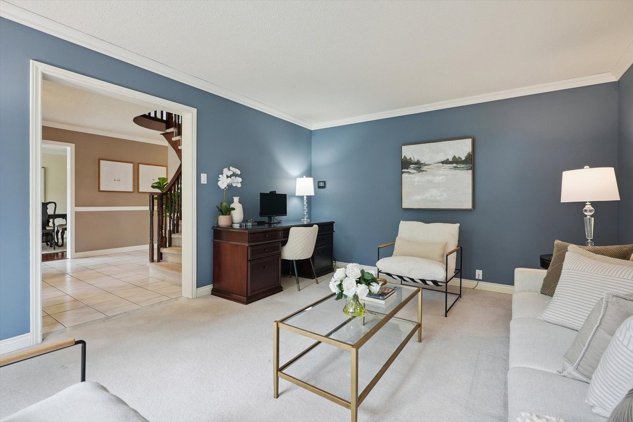 Executive Living in the Heart of Tyandaga