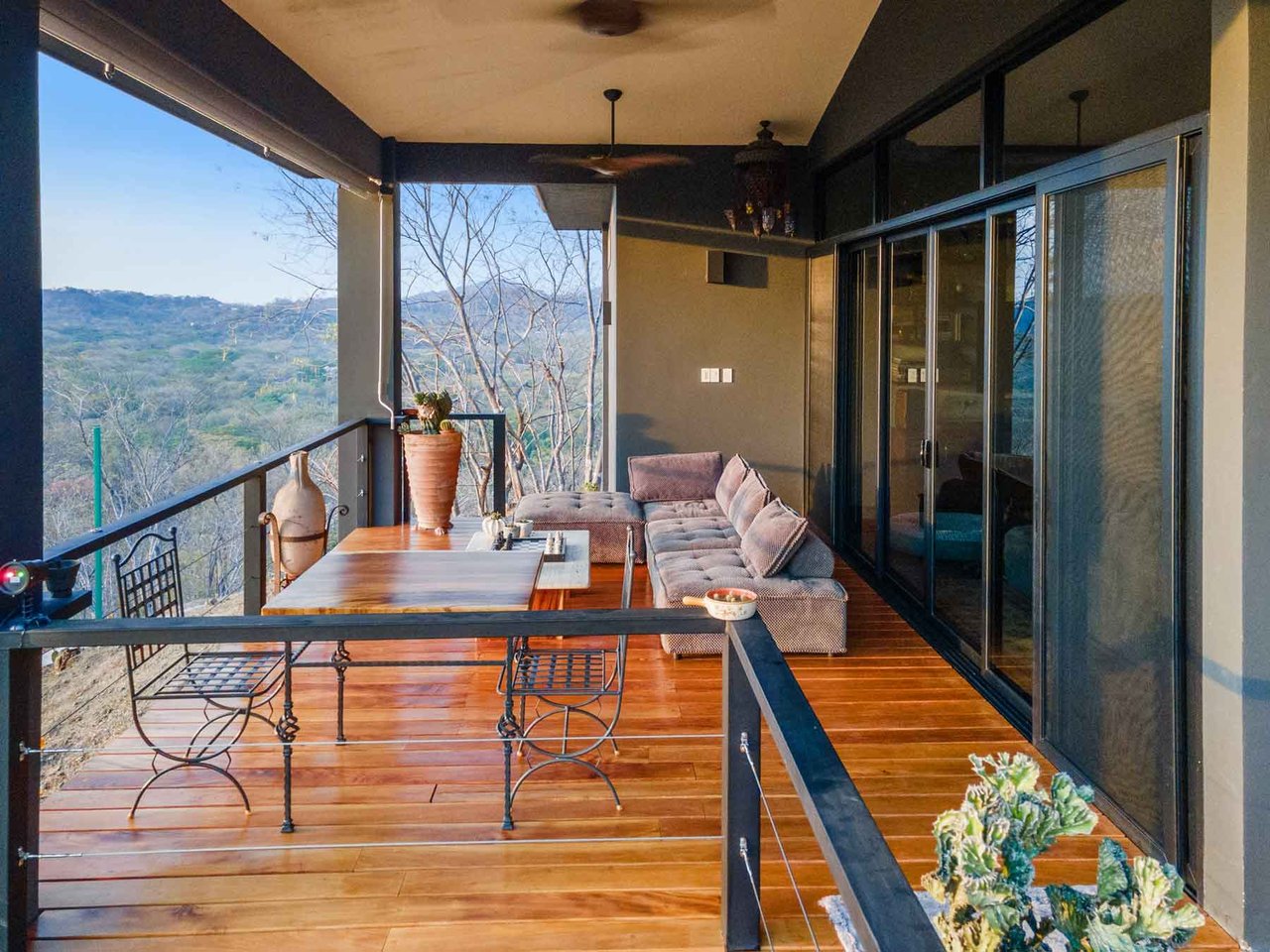 Casa Pico de Piedra | Charming Countryside Villa with Ocean Views Near Tamarindo