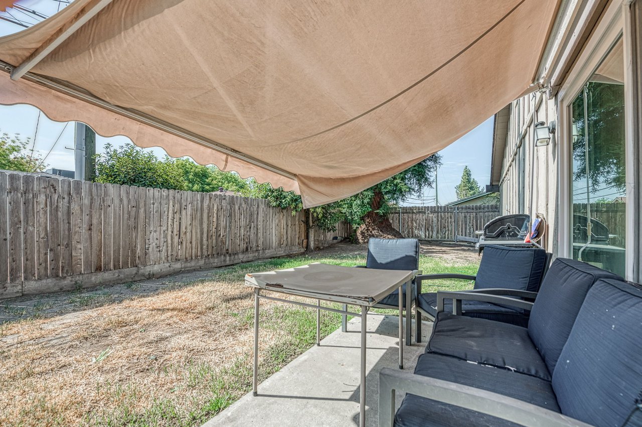 2247 W Dakota Avenue #116, Fresno