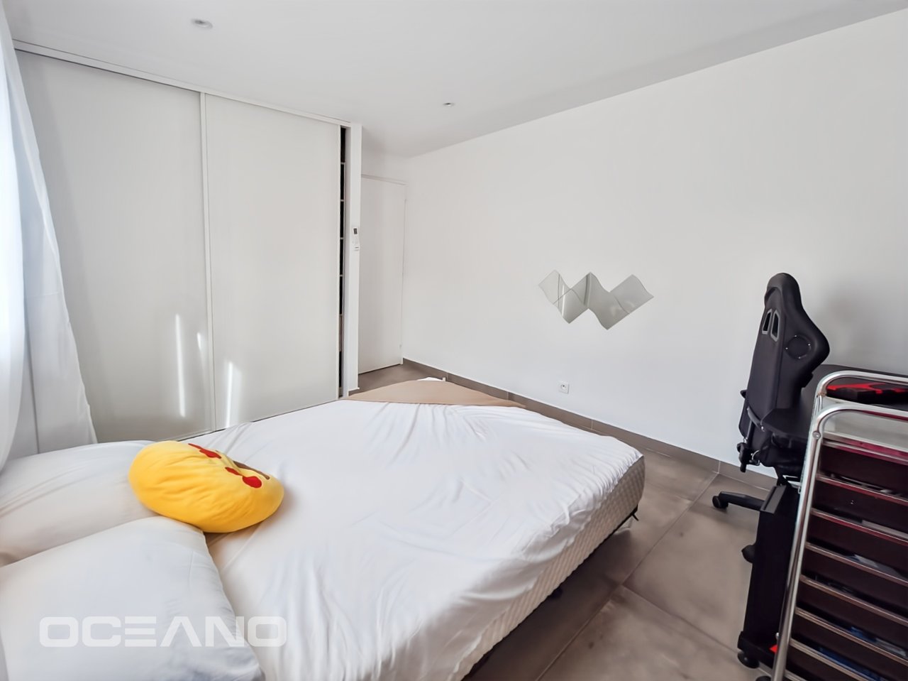 4-bedroom house with garden 