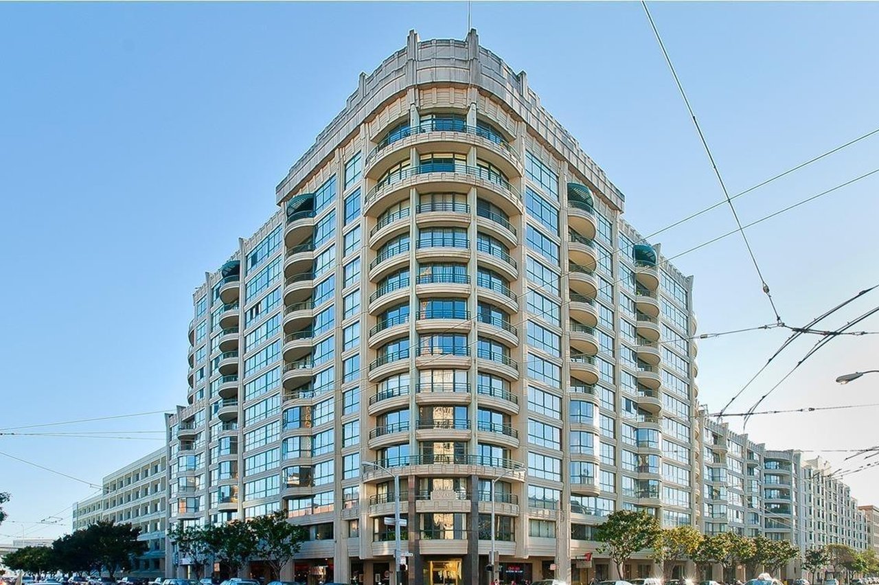2 Bedroom Residence at Museum Parc