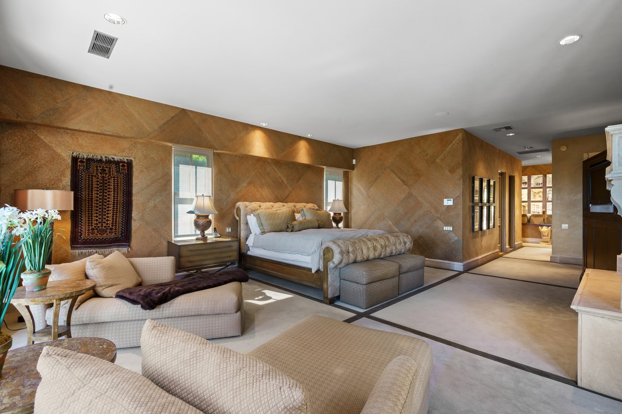 2 Nebulae Way, Rancho Mirage