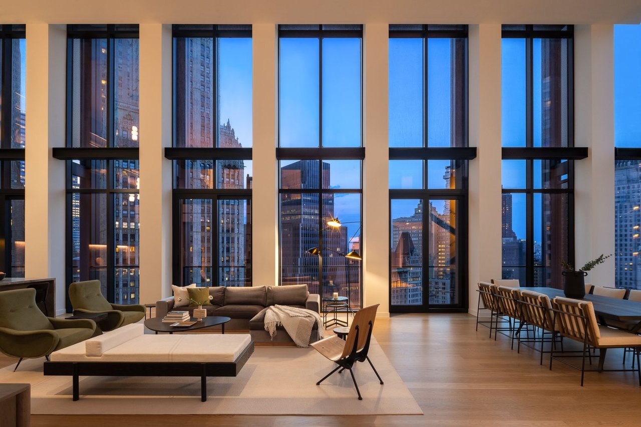 N°33 Park Row