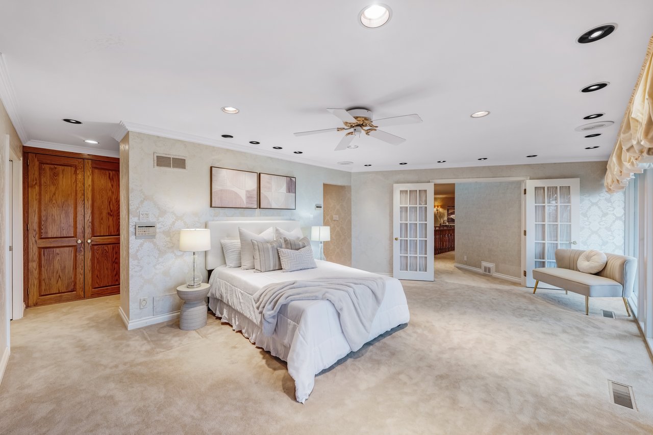 1000 Mississauga Heights Dr