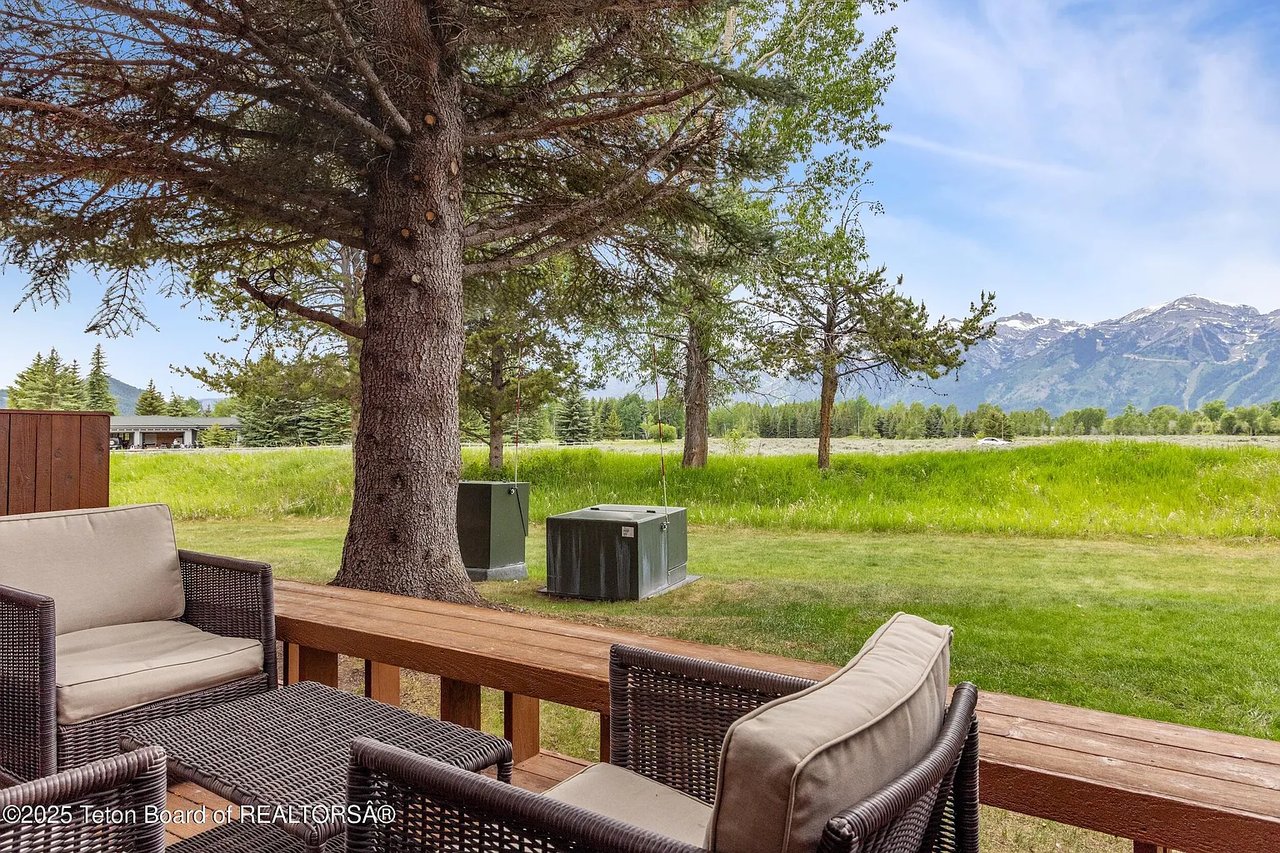 330 E Sagebrush Dr #12-5