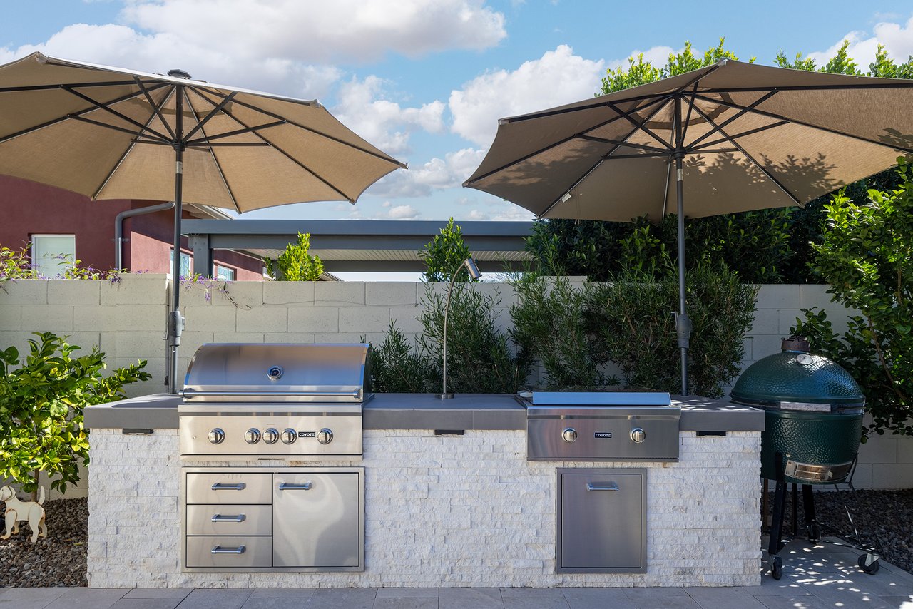 3405 E BLOOMFIELD Parkway