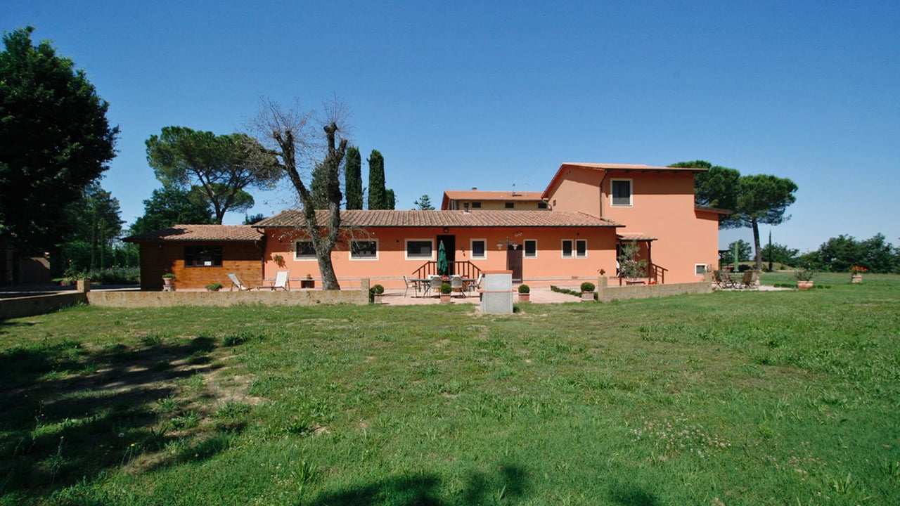 VILLA DI MEZZO
