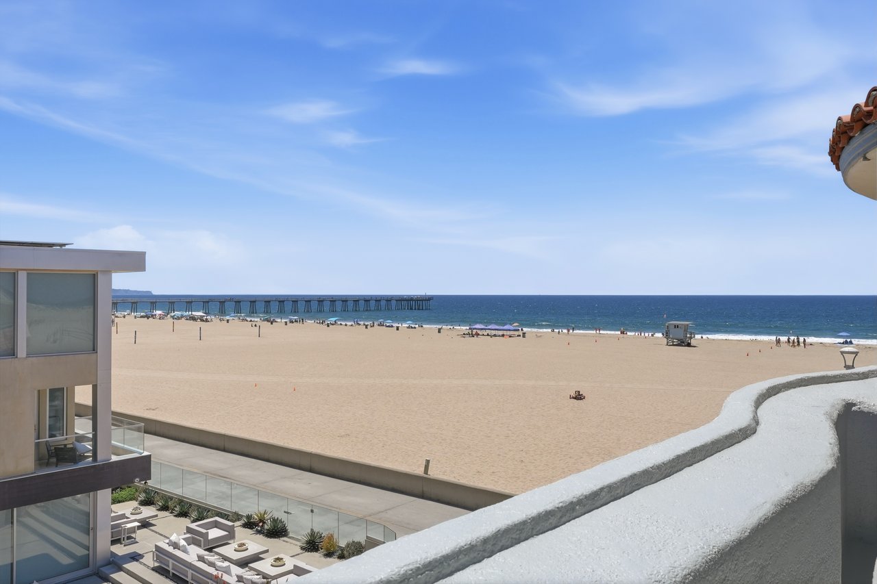1602 The Strand (Entire Property)