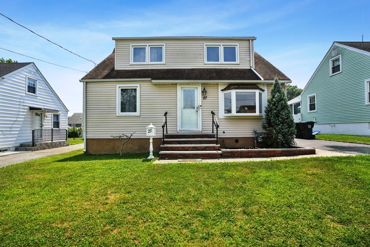 27 George St. Avenel, NJ - For Sale
