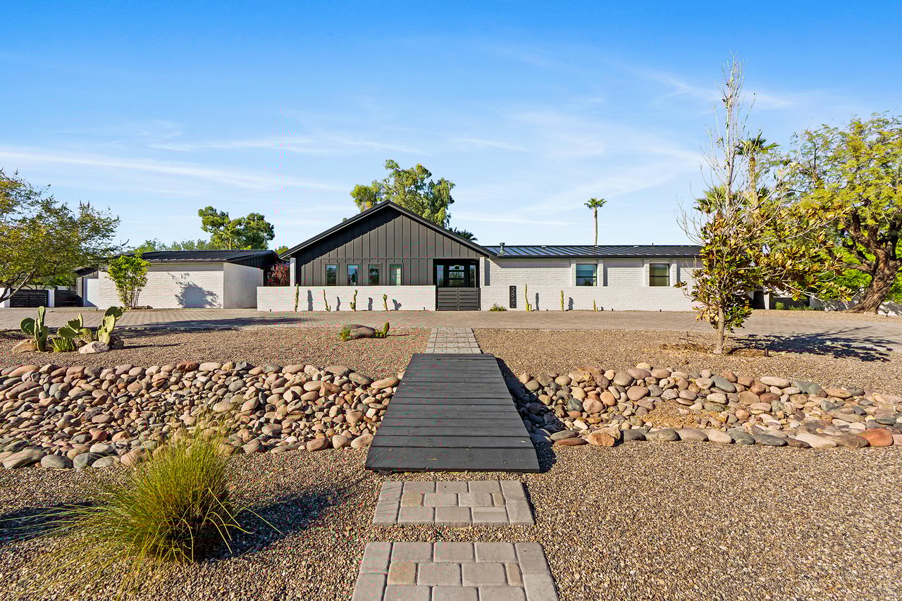 3842 E SAN MIGUEL Avenue, Paradise Valley