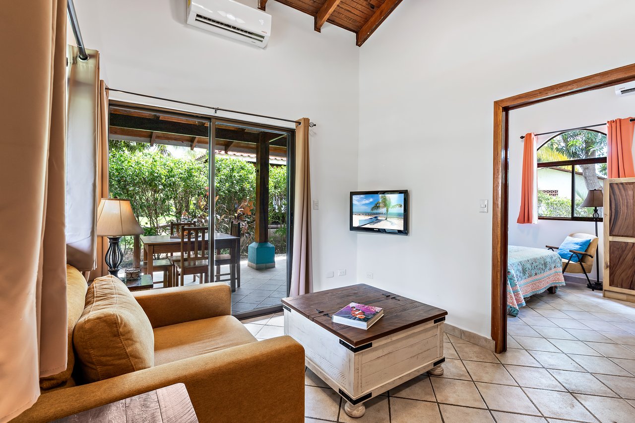 Villaggio Hideaway | Cozy beach side community hideaway condo
