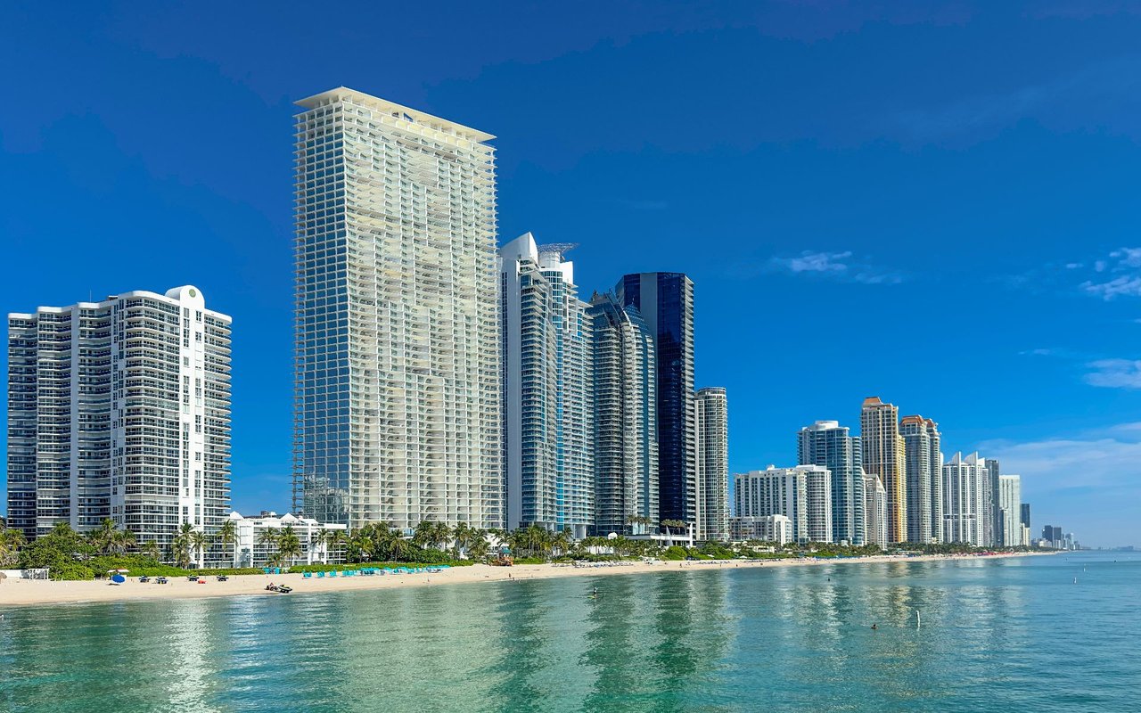 Bentley Residences Hotel