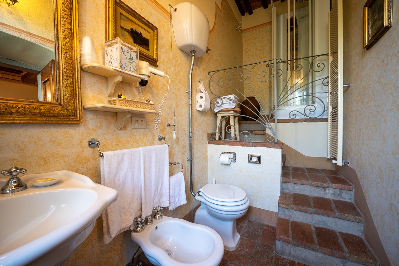 VILLA MECENATE
