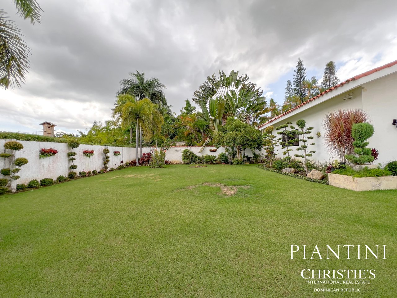Casa Rios, Santo Domingo