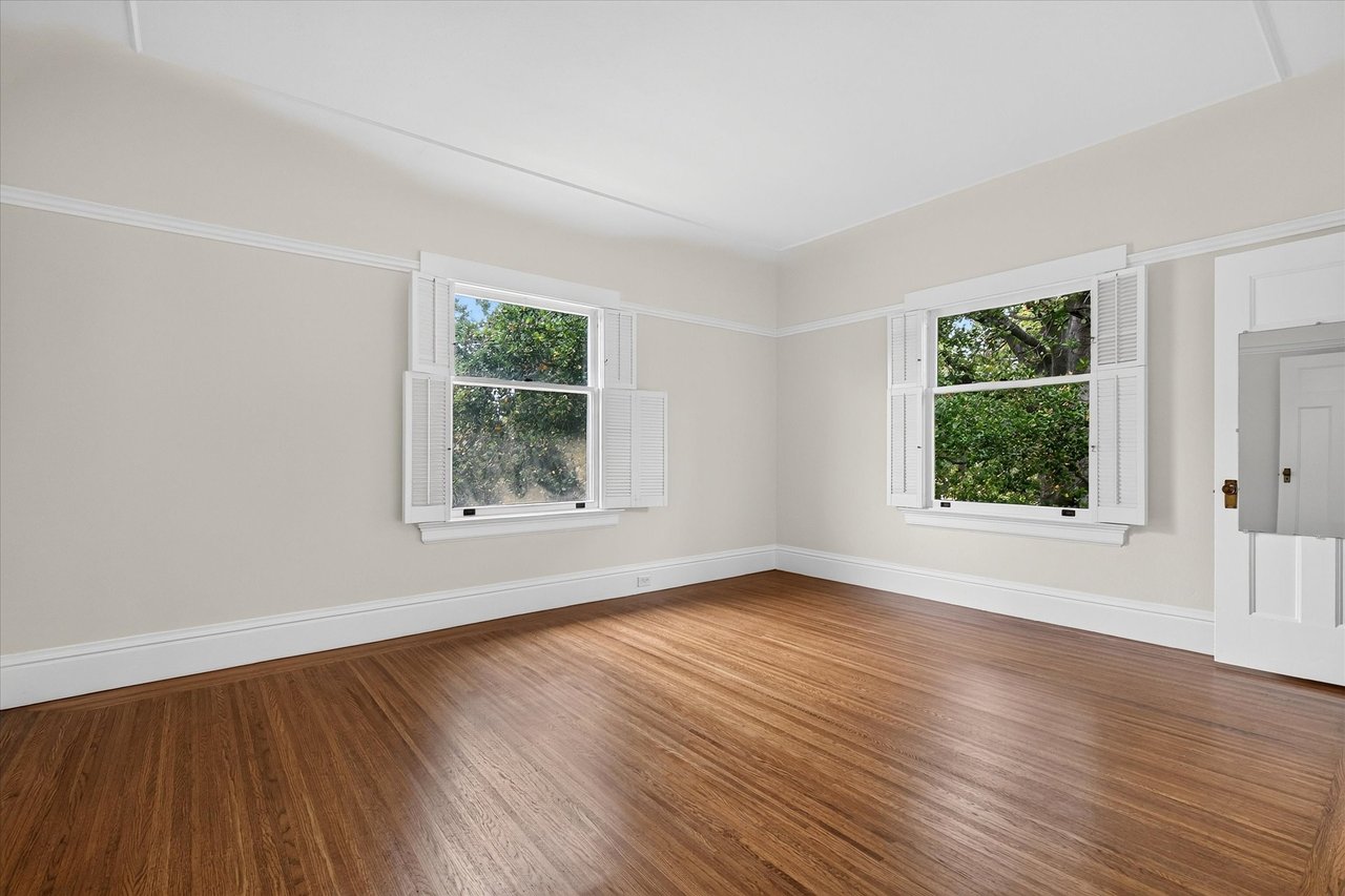 458 Turner Terrace