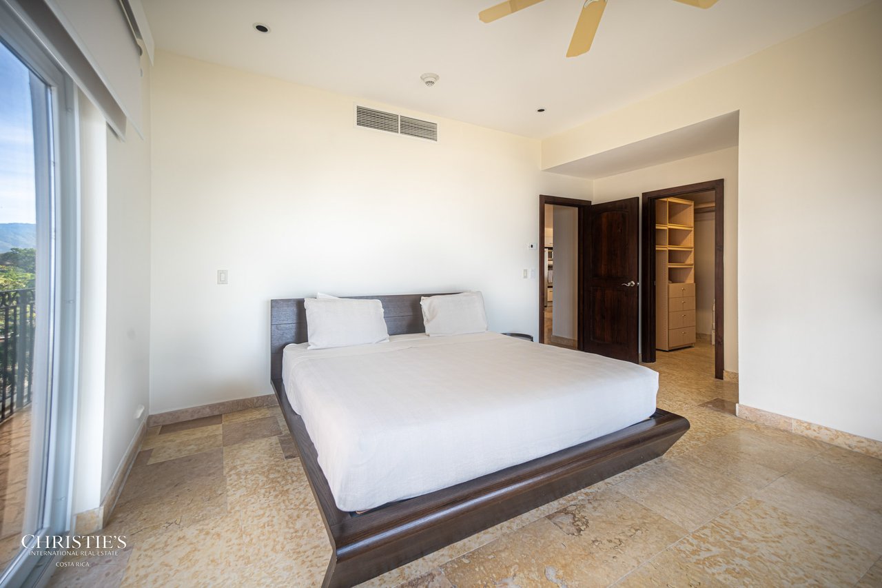 Elegant Oceanfront Living in Jacó – 2-Bedroom Condo at Acqua Residences