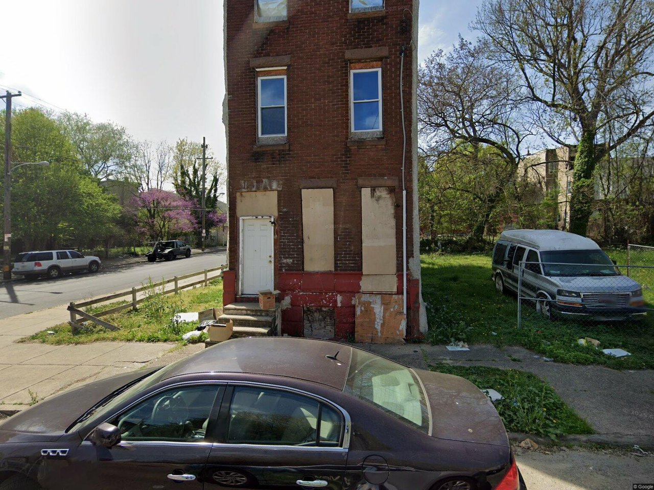 2202 N Franklin St