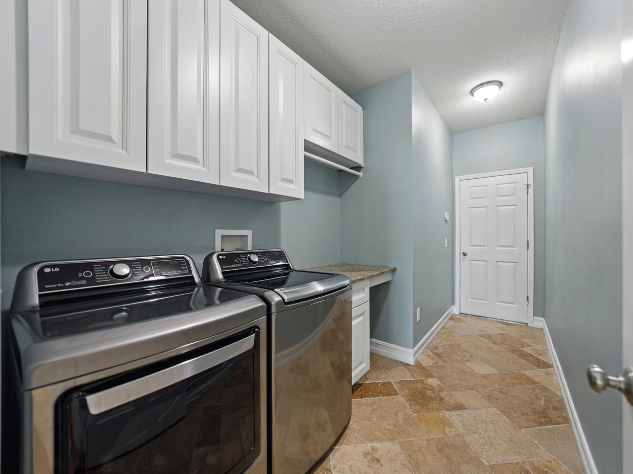 6957 BOULDER RUN LOOP