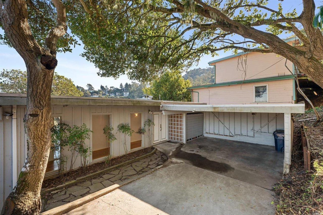 75 Monte Mar Dr