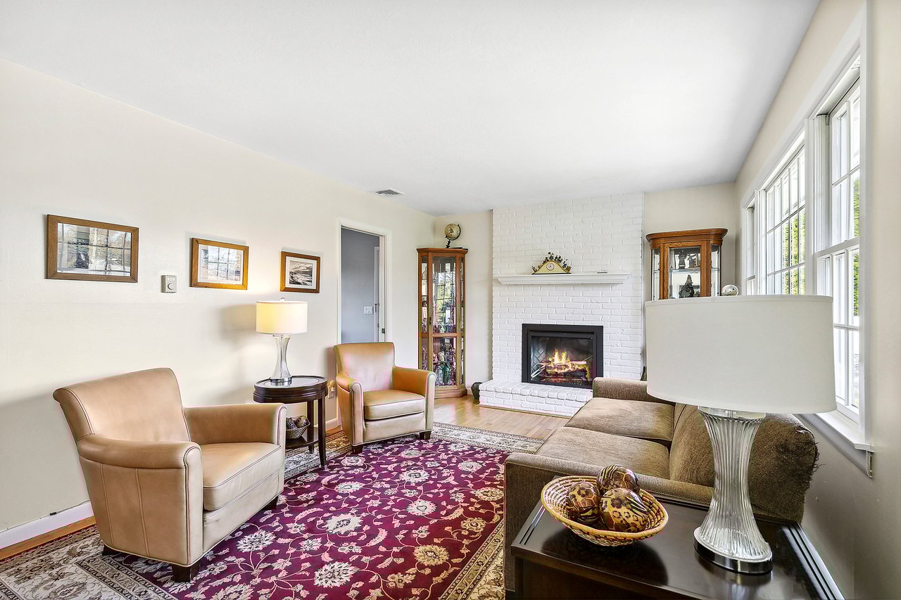 239 South Essex Street