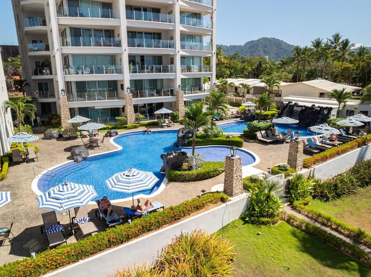 Remodeled Beachfront Condo, Jaco, Puntarenas