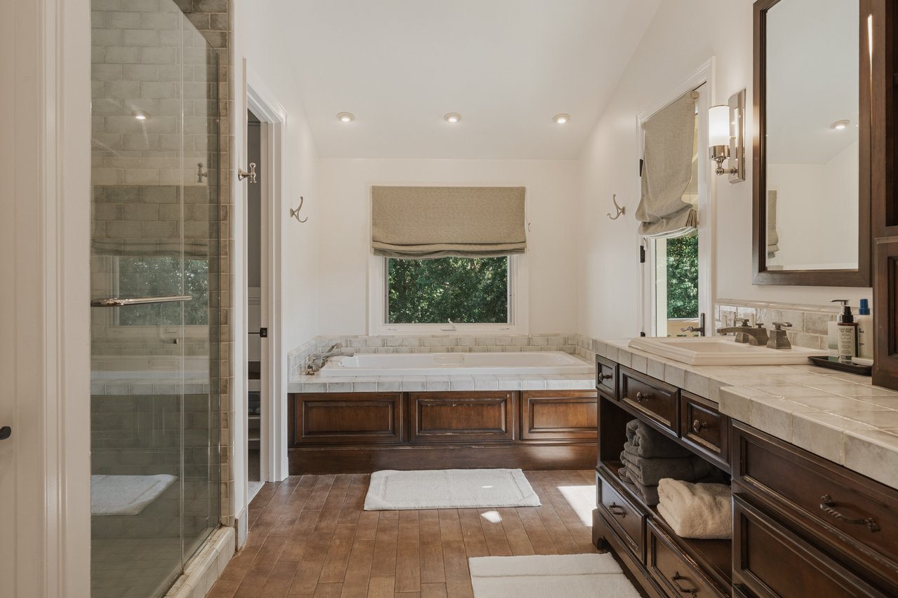 18162 Stratford Circle