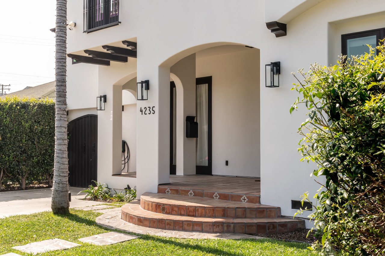 4235 Lafayette Place