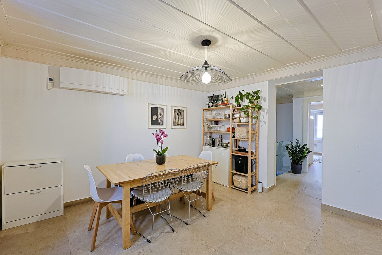 Trendy 1-Bedroom Duplex with Private Terrace in Lisbon’s Historic Heart