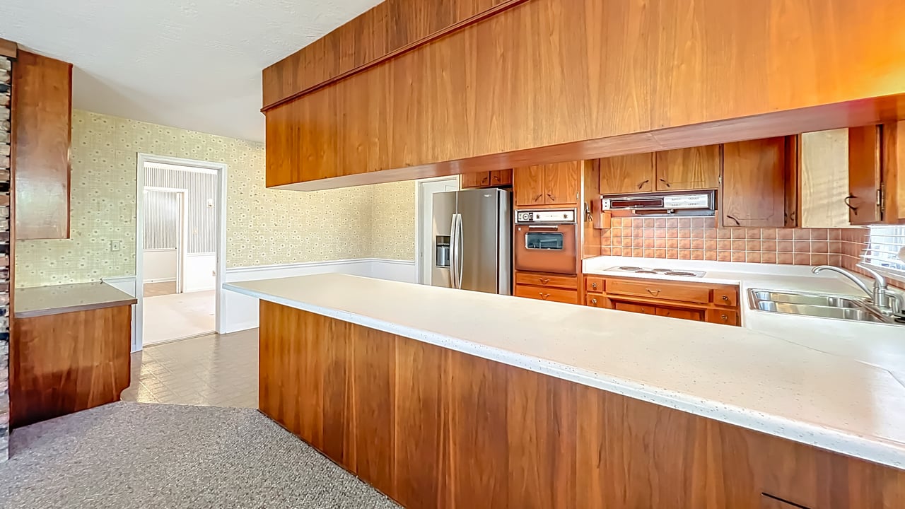 Mid-Century Modern 4-Bedroom in Dommerich Hills, Maitland