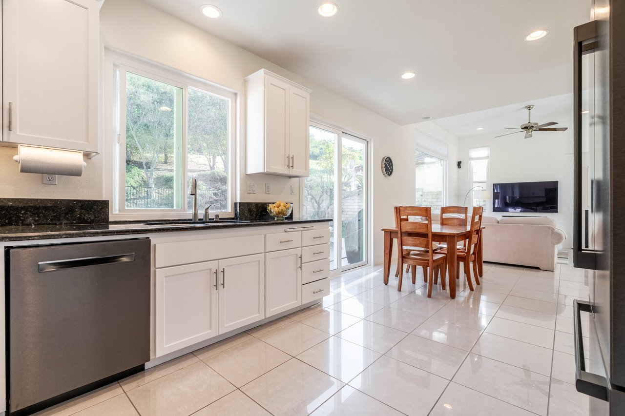 4406 Camino De La Rosa