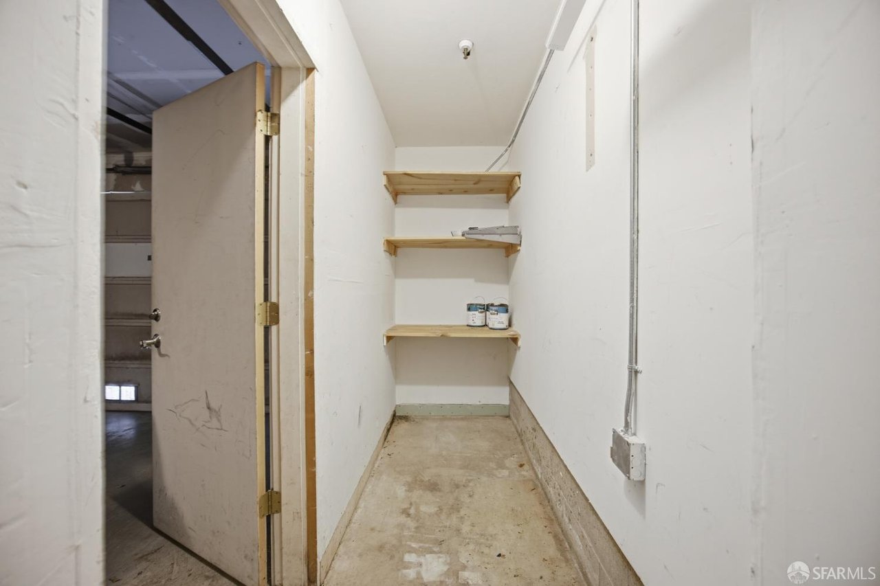 1004 San Antonio Circle #109