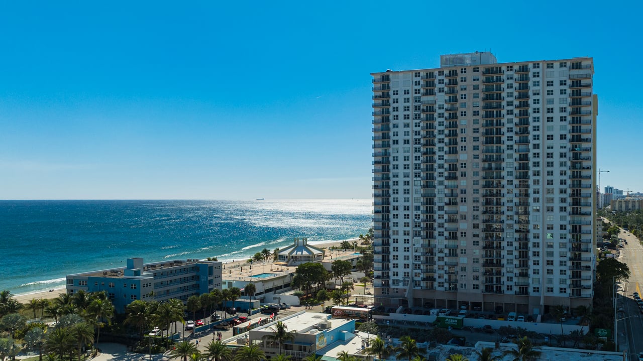 W Pompano Beach Hotel & Residences