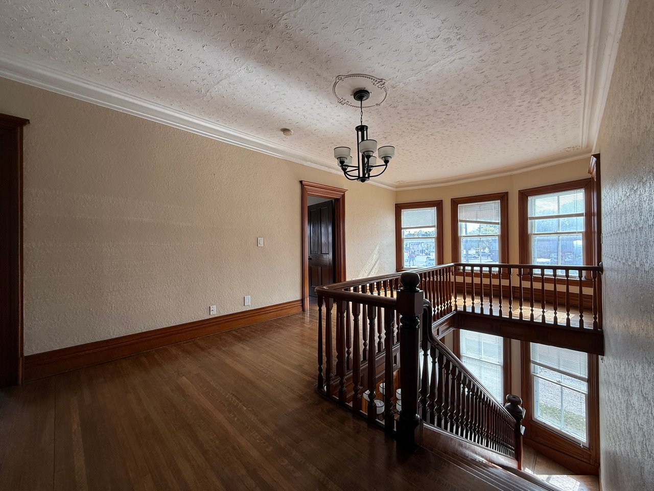 415 Davis Drive 1, Newmarket